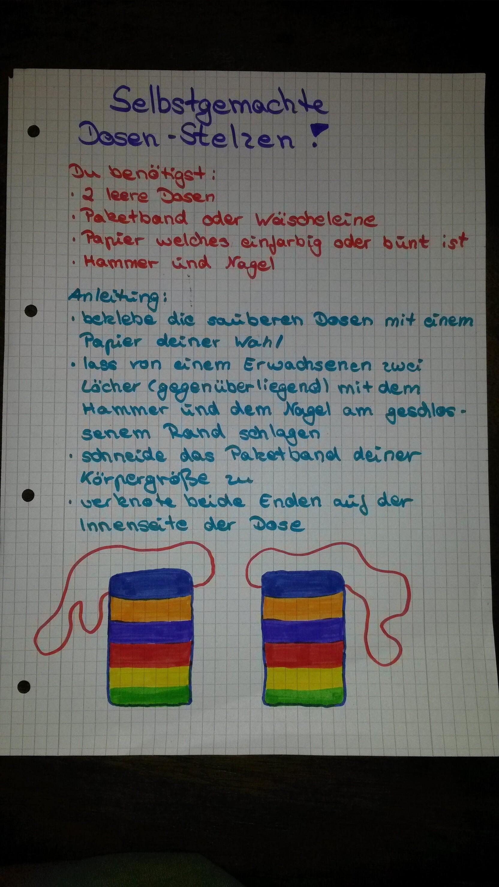 Anleitung f&uuml;r selbstgemachte Dosenstelzen auf kariertem Papier mit farbigen Zeichnungen von Dosen und Schnur.