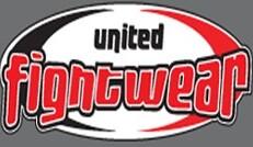 Logo von United Fightwear mit rotem und schwarzem Design auf grauem Hintergrund. Text in modernen Schriftarten.